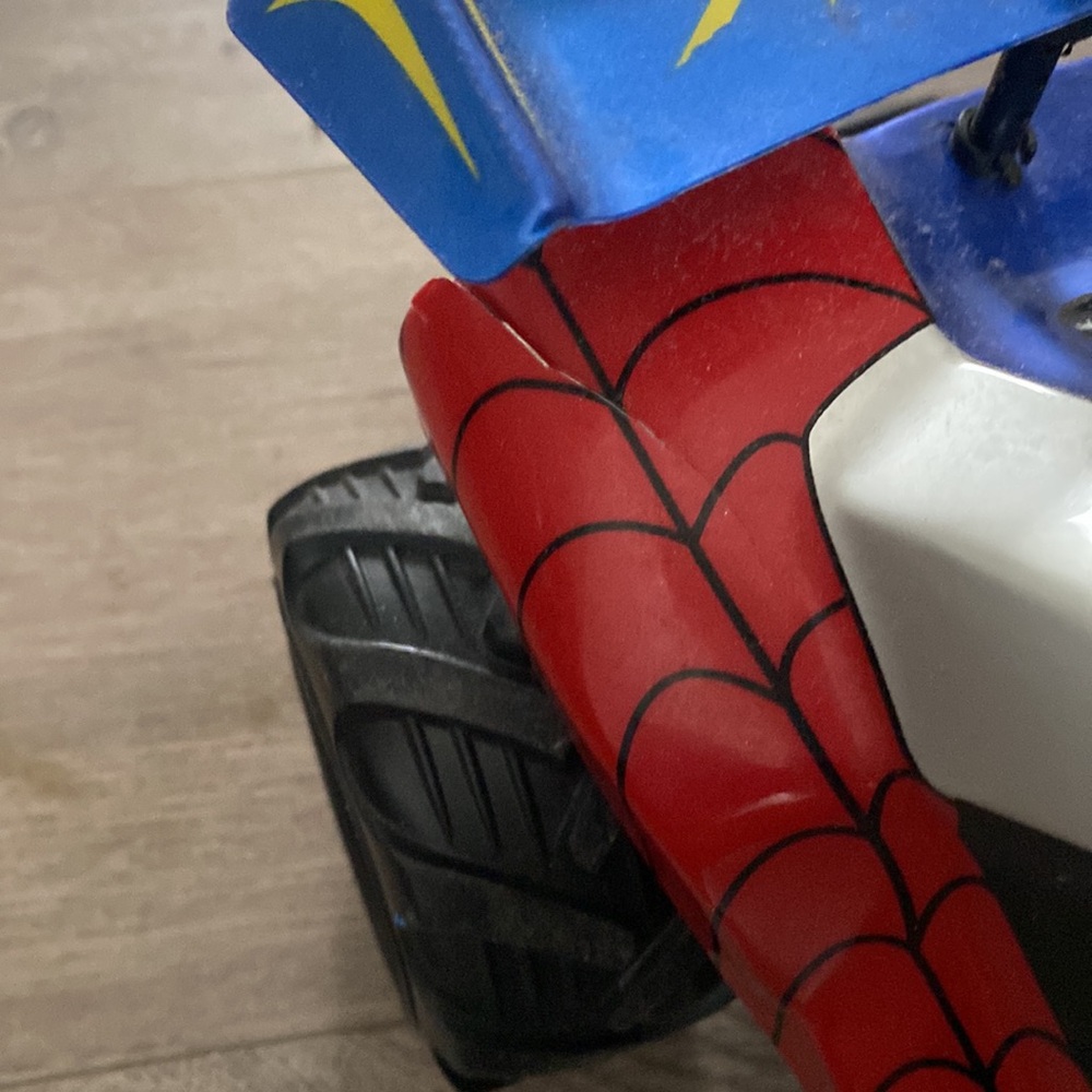 Spiderman Remote Control Car - Picture 5 of 6